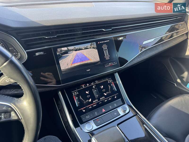 Внедорожник / Кроссовер Audi Q8 2019 в Тернополе