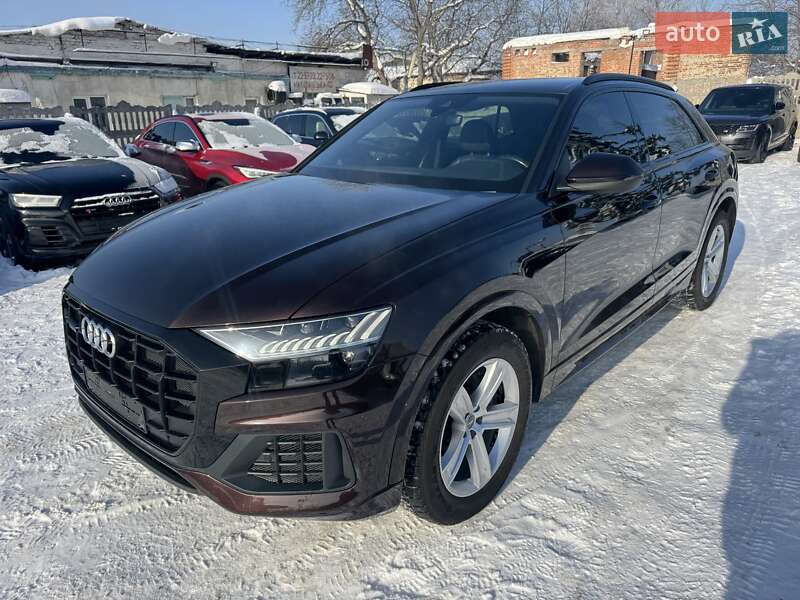 Внедорожник / Кроссовер Audi Q8 2019 в Тернополе