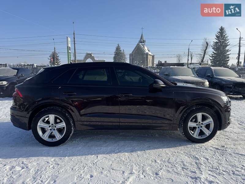 Внедорожник / Кроссовер Audi Q8 2019 в Тернополе