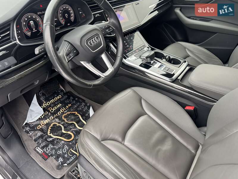 Внедорожник / Кроссовер Audi Q8 2018 в Тернополе фото 66 Внедорожник / Кроссовер Audi Q8 2018 в Тернополе
