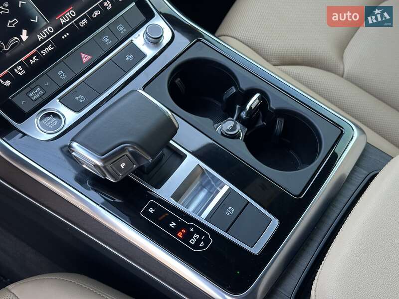 Внедорожник / Кроссовер Audi Q8 2021 в Киеве фото 37 Внедорожник / Кроссовер Audi Q8 2021 в Киеве