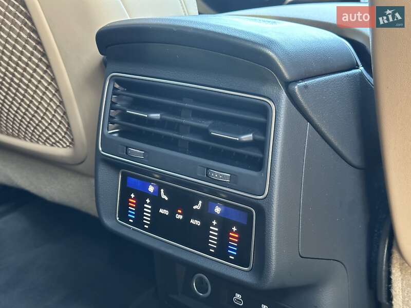 Внедорожник / Кроссовер Audi Q8 2021 в Киеве фото 43 Внедорожник / Кроссовер Audi Q8 2021 в Киеве