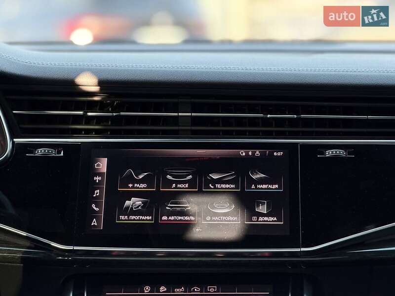 Внедорожник / Кроссовер Audi Q8 2018 в Кривом Роге