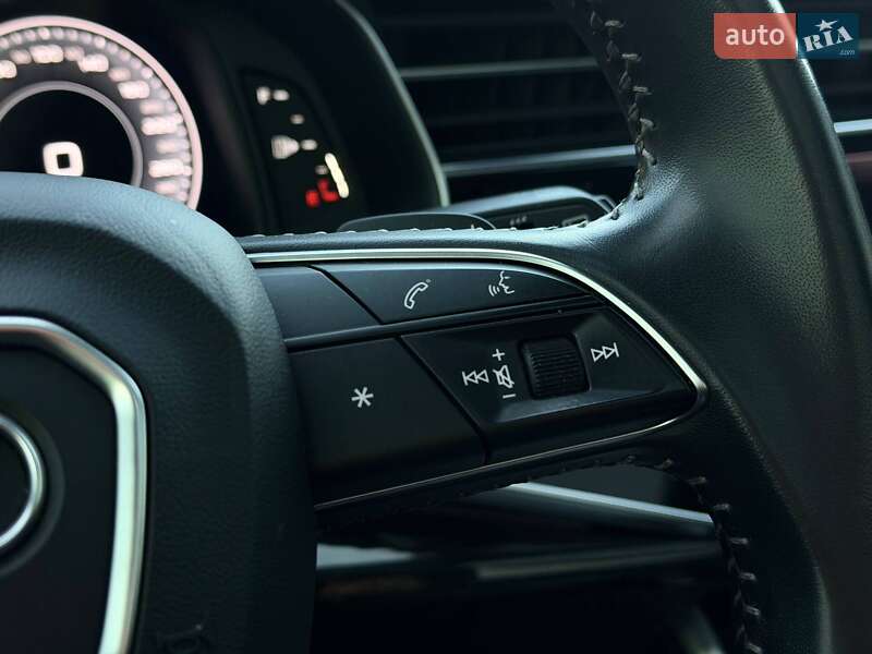 Внедорожник / Кроссовер Audi Q8 2018 в Кривом Роге