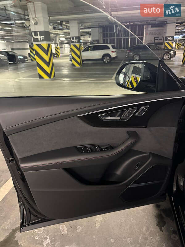 Позашляховик / Кросовер Audi Q8 2024 в Києві фото 12 Позашляховик / Кросовер Audi Q8 2024 в Києві