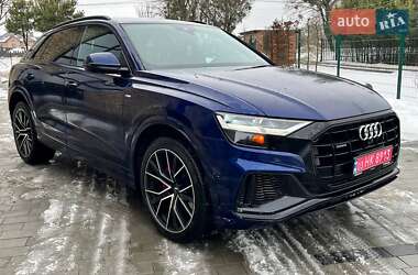 Позашляховик / Кросовер Audi Q8 2019 в Луцьку