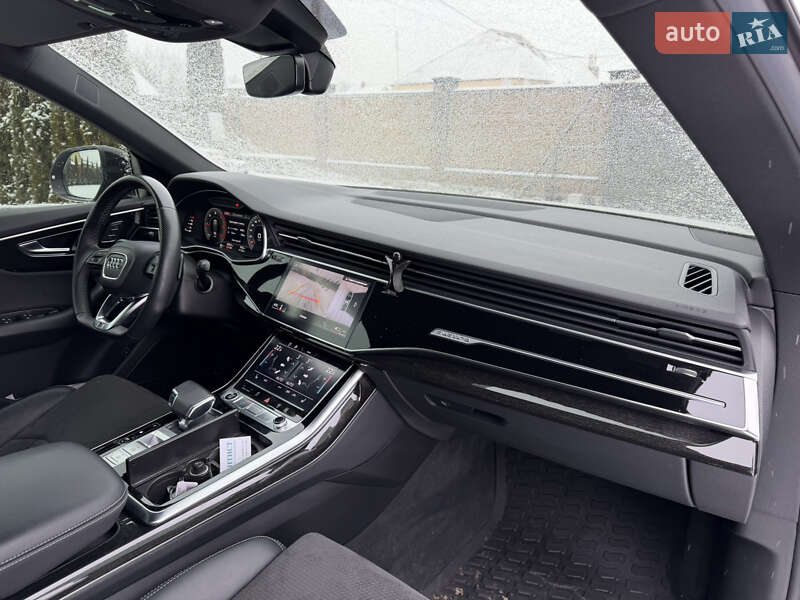 Внедорожник / Кроссовер Audi Q8 2021 в Сумах