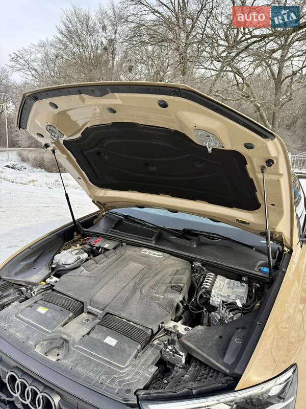 Позашляховик / Кросовер Audi Q8 2024 в Полтаві фото 11 Позашляховик / Кросовер Audi Q8 2024 в Полтаві