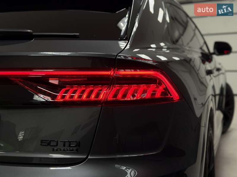 Внедорожник / Кроссовер Audi Q8 2020 в Тернополе