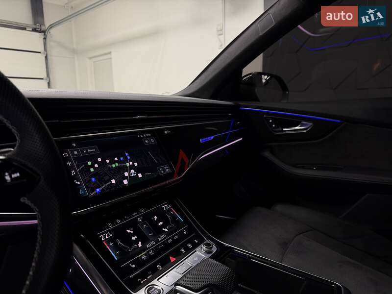 Внедорожник / Кроссовер Audi Q8 2020 в Тернополе