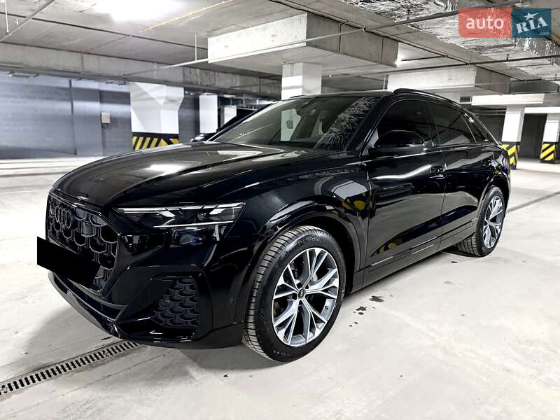 Внедорожник / Кроссовер Audi Q8 2024 в Днепре