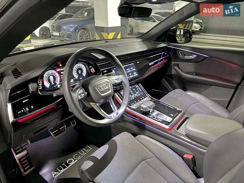 Внедорожник / Кроссовер Audi Q8 2024 в Днепре