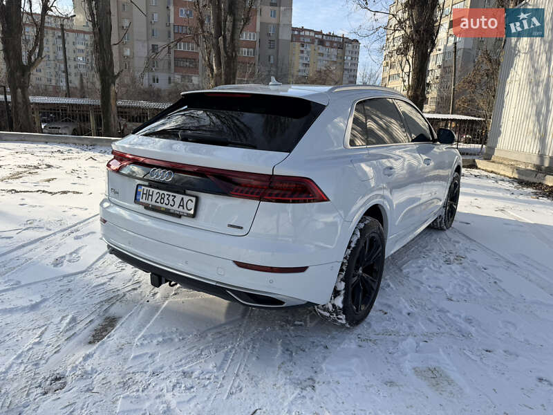 Позашляховик / Кросовер Audi Q8 2019 в Одесі фото 17 Позашляховик / Кросовер Audi Q8 2019 в Одесі