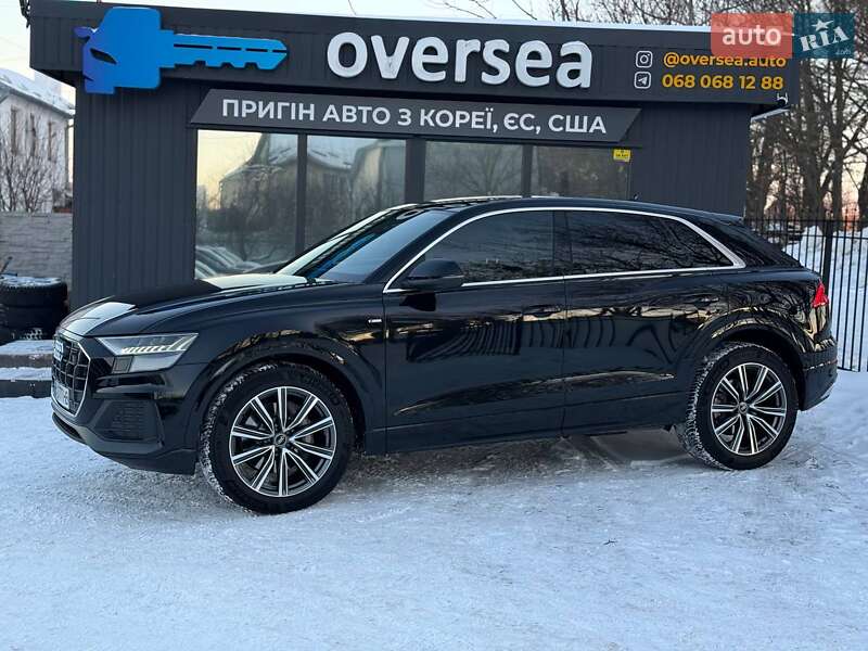 Внедорожник / Кроссовер Audi Q8 2022 в Хмельницком