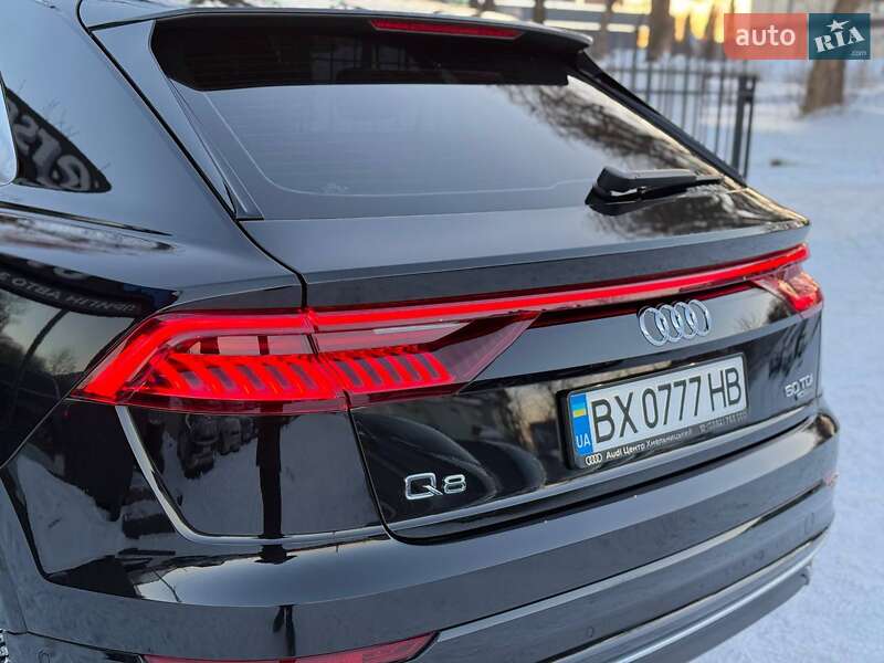 Внедорожник / Кроссовер Audi Q8 2022 в Хмельницком