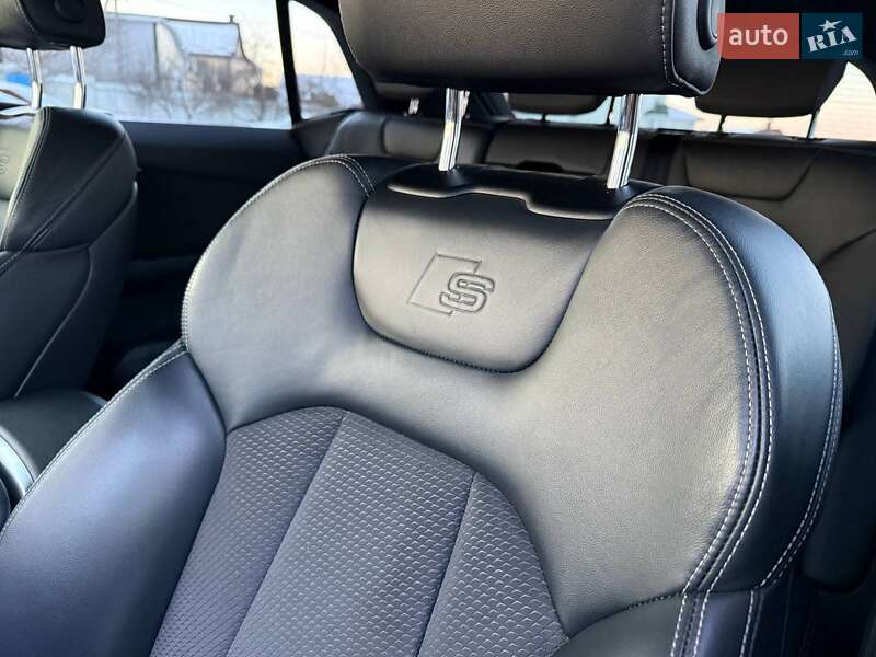 Внедорожник / Кроссовер Audi Q8 2022 в Хмельницком