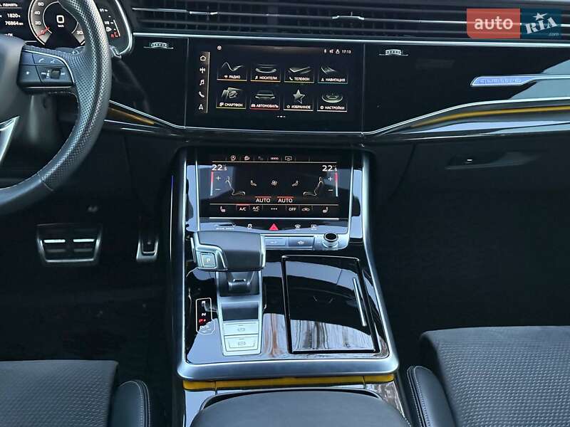 Внедорожник / Кроссовер Audi Q8 2022 в Хмельницком