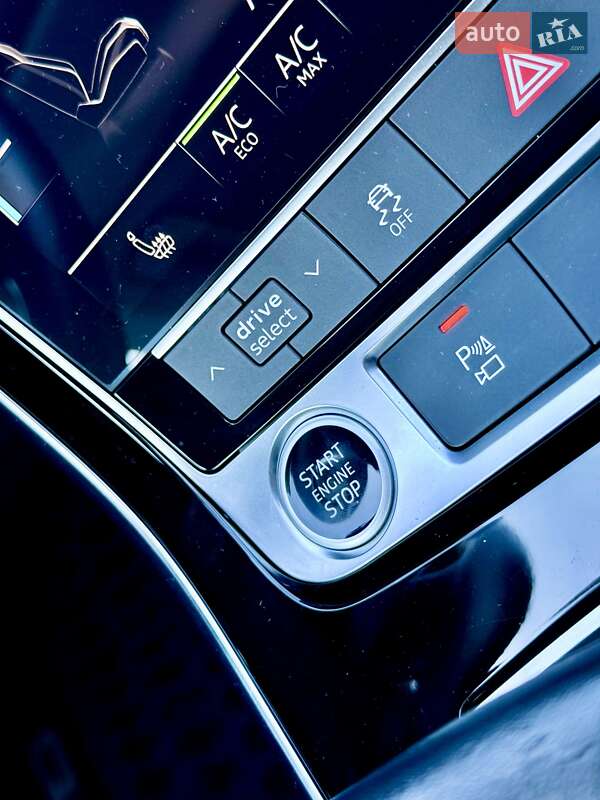 Позашляховик / Кросовер Audi Q8 2022 в Одесі