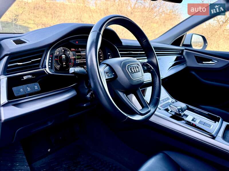 Позашляховик / Кросовер Audi Q8 2022 в Одесі