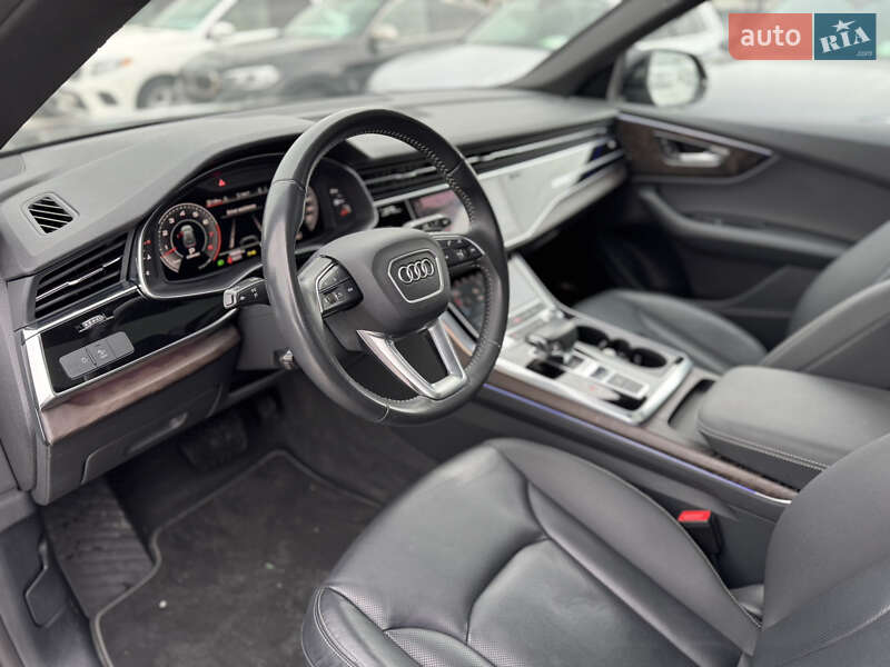 Позашляховик / Кросовер Audi Q8 2019 в Івано-Франківську фото 23 Позашляховик / Кросовер Audi Q8 2019 в Івано-Франківську