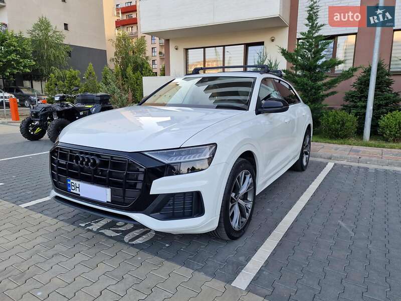 Audi Q8 2021