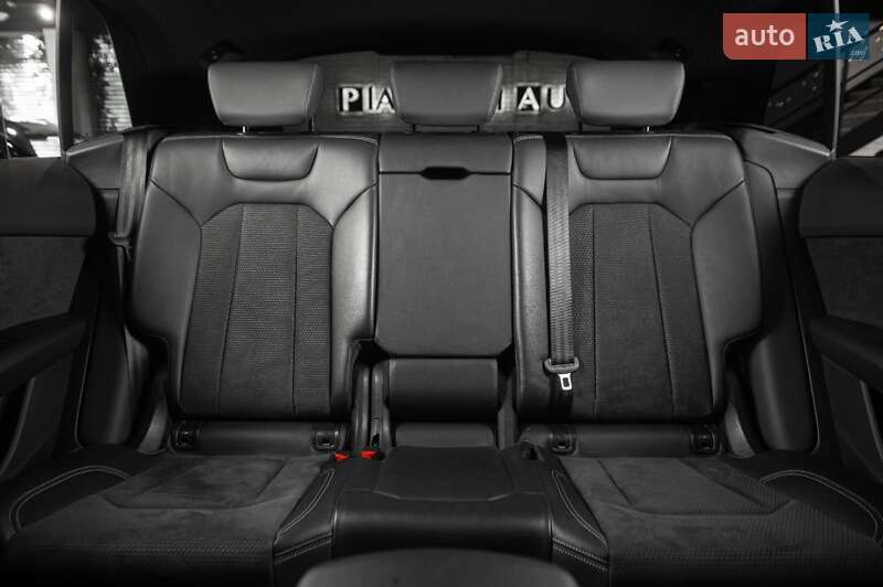 Позашляховик / Кросовер Audi Q8 2020 в Одесі