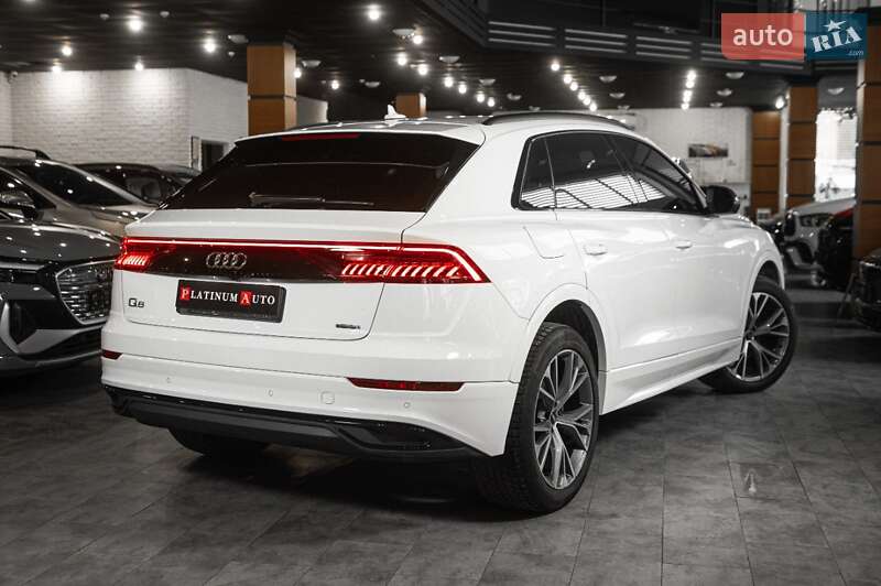 Позашляховик / Кросовер Audi Q8 2020 в Одесі