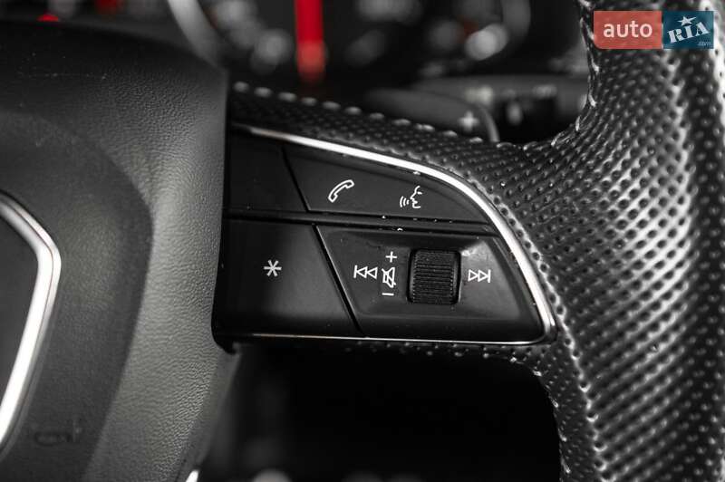 Позашляховик / Кросовер Audi Q8 2020 в Одесі