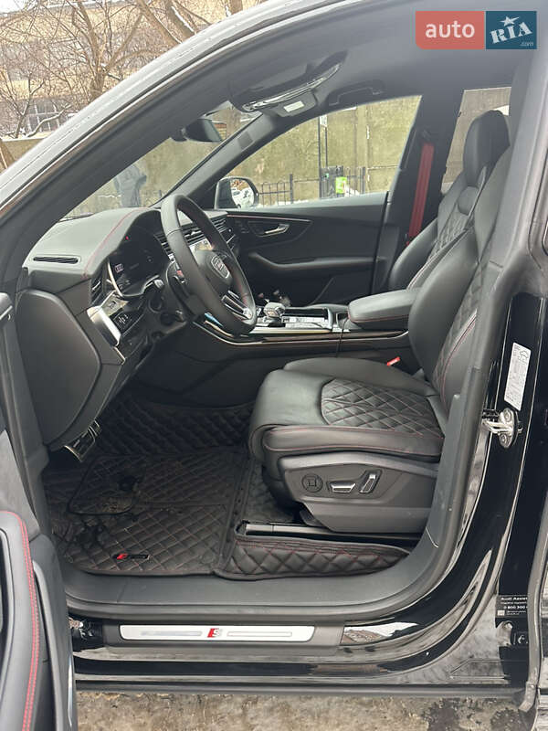 Внедорожник / Кроссовер Audi Q8 2025 в Киеве