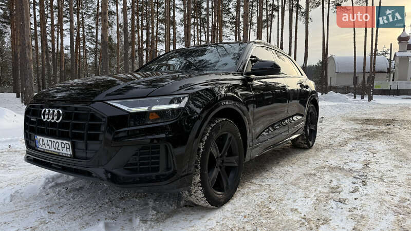 Позашляховик / Кросовер Audi Q8 2018 в Києві