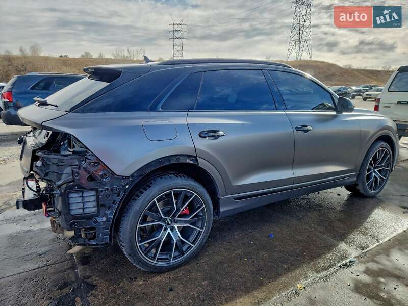 Позашляховик / Кросовер Audi Q8 2020 в Києві