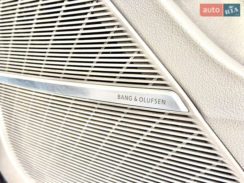 Внедорожник / Кроссовер Audi Q8 2024 в Киеве