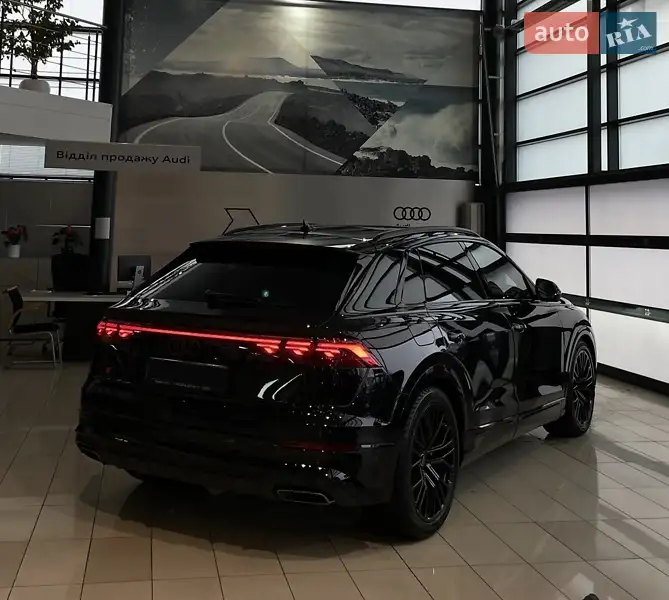 Audi Q8