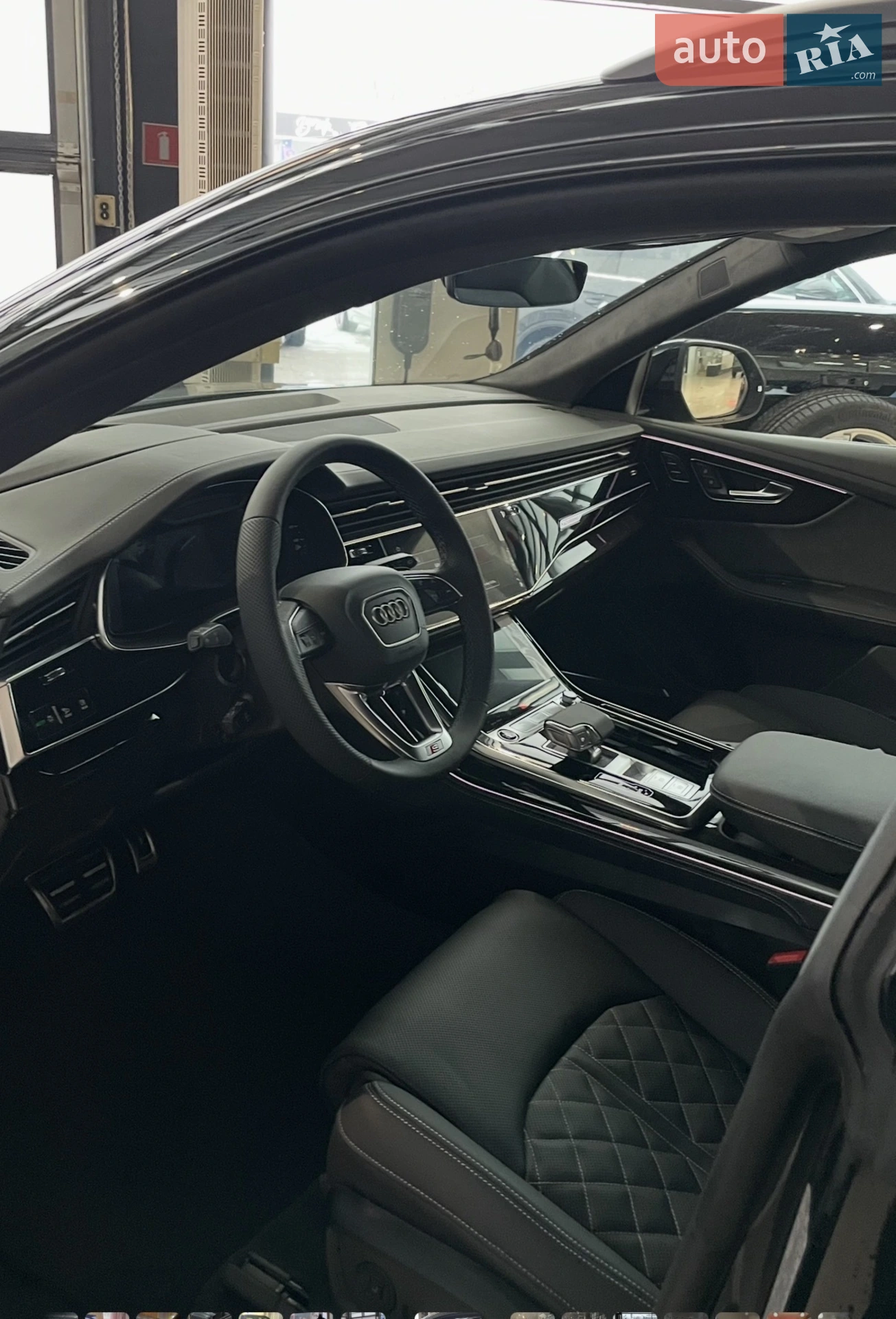 2023 Audi Q8 - мініатюра 3