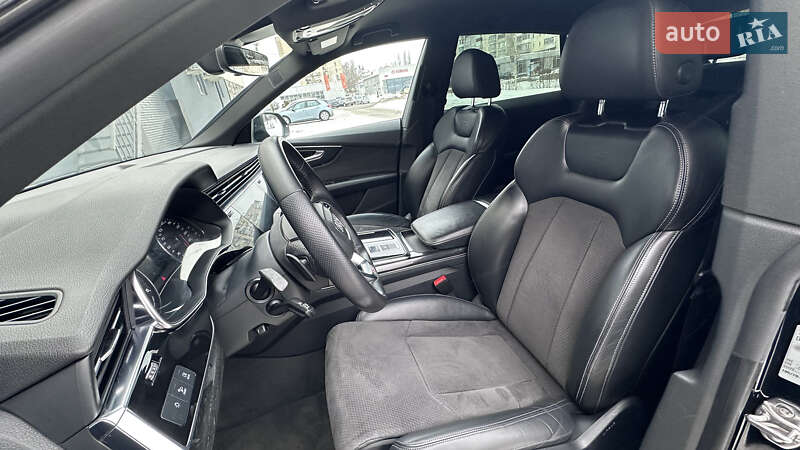 Позашляховик / Кросовер Audi Q8 2018 в Хмельницькому