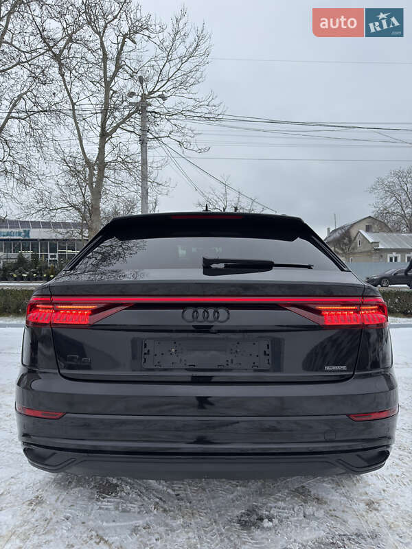 Внедорожник / Кроссовер Audi Q8 2021 в Одессе
