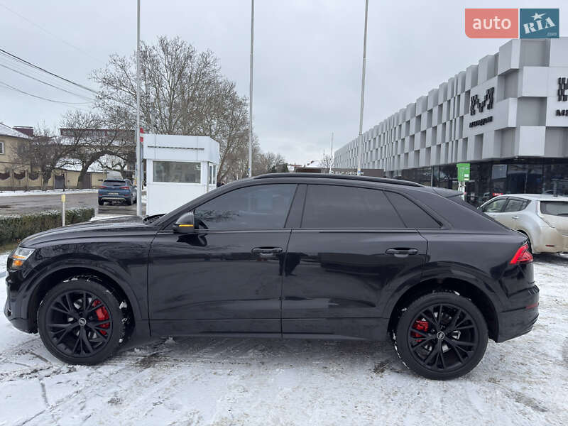 Внедорожник / Кроссовер Audi Q8 2021 в Одессе