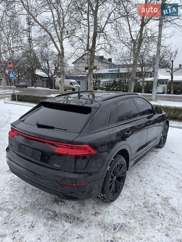 Внедорожник / Кроссовер Audi Q8 2021 в Одессе