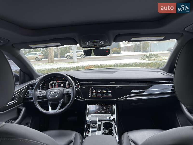 Внедорожник / Кроссовер Audi Q8 2021 в Одессе