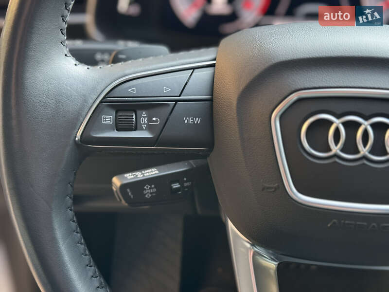 Позашляховик / Кросовер Audi Q8 2020 в Львові