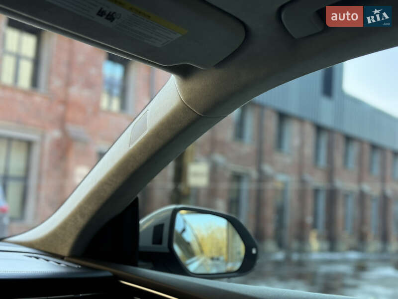 Позашляховик / Кросовер Audi Q8 2020 в Львові