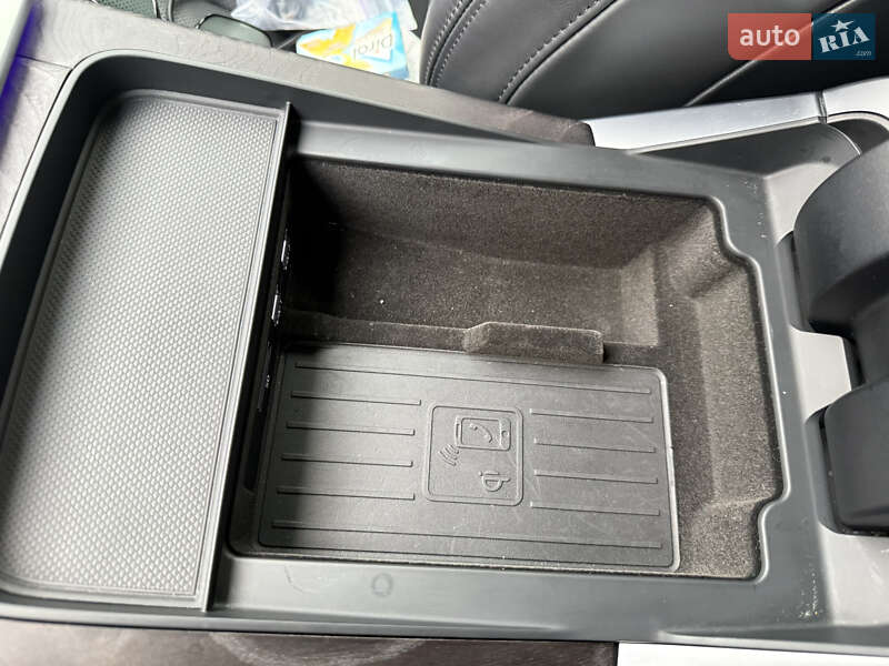 Позашляховик / Кросовер Audi Q8 2020 в Львові