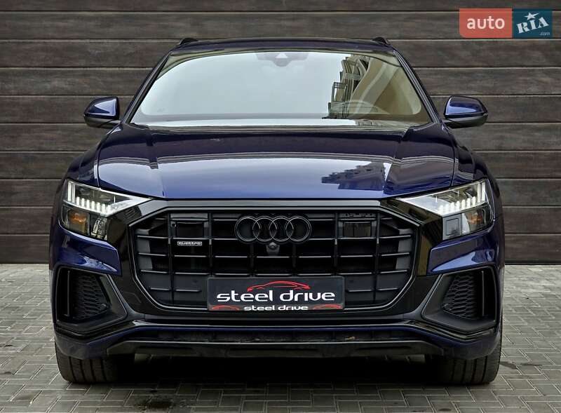 Позашляховик / Кросовер Audi Q8 2018 в Миколаєві
