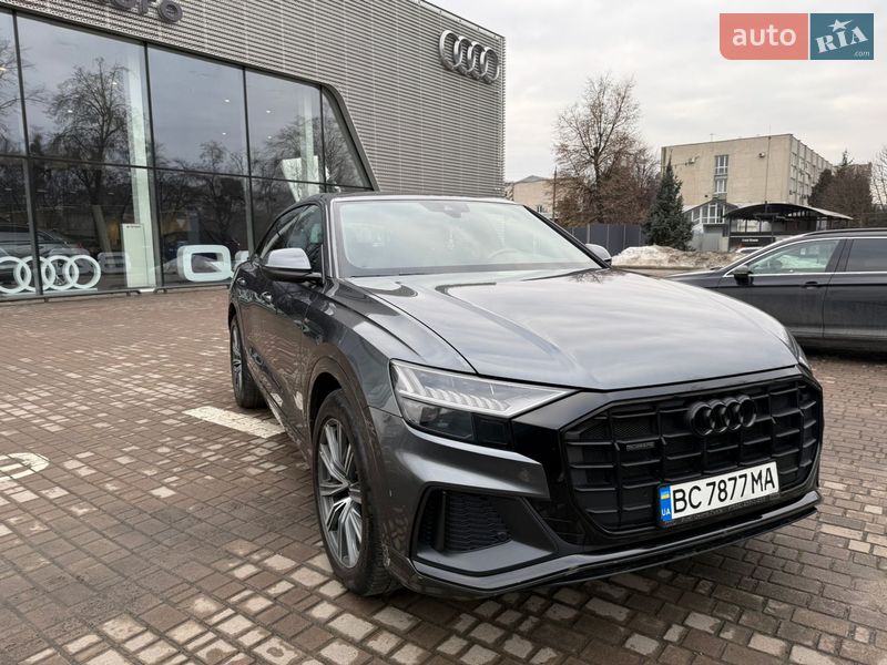 Позашляховик / Кросовер Audi Q8 2018 в Львові