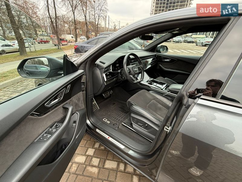 Позашляховик / Кросовер Audi Q8 2018 в Львові