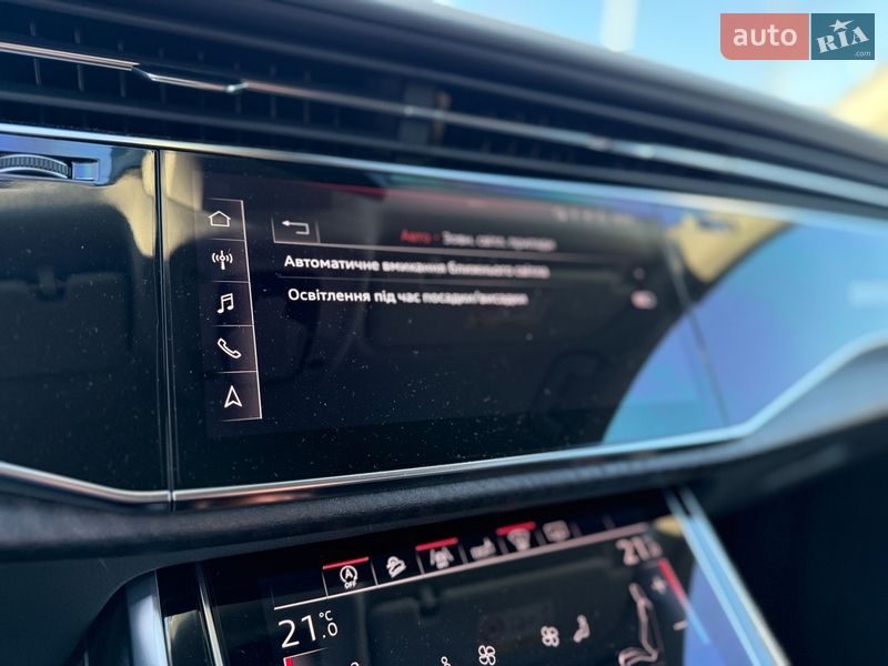 Внедорожник / Кроссовер Audi Q8 2019 в Киеве