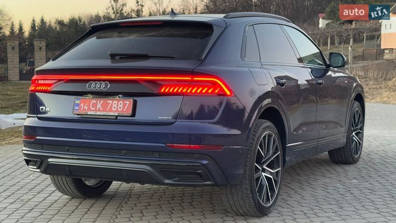 Внедорожник / Кроссовер Audi Q8 2021 в Львове