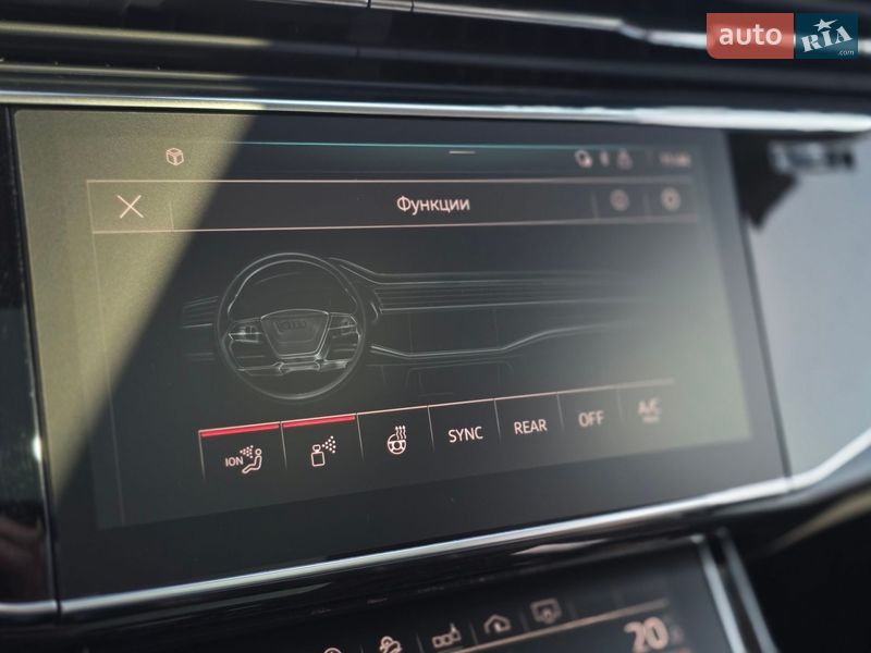 Внедорожник / Кроссовер Audi Q8 2019 в Ровно