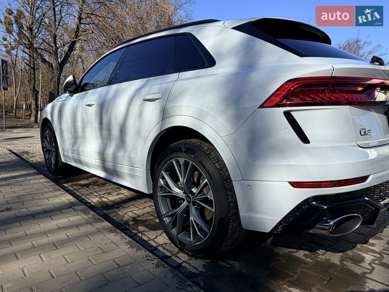 Внедорожник / Кроссовер Audi Q8 2020 в Львове