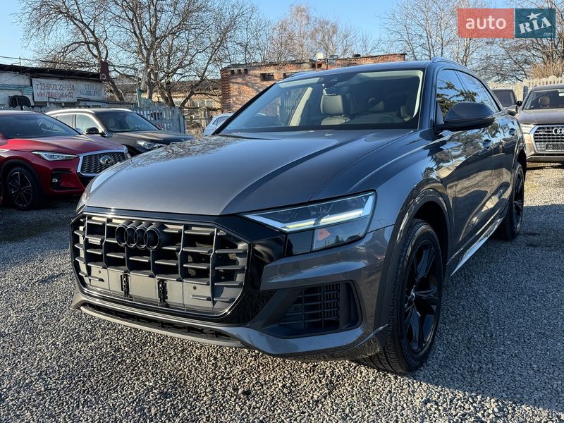 Позашляховик / Кросовер Audi Q8 2018 в Тернополі